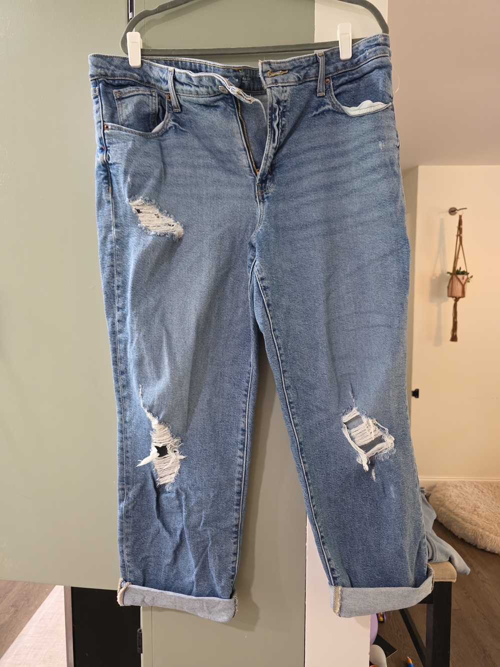 Old Navy Light Blue Distressed Boyfriend Jeans